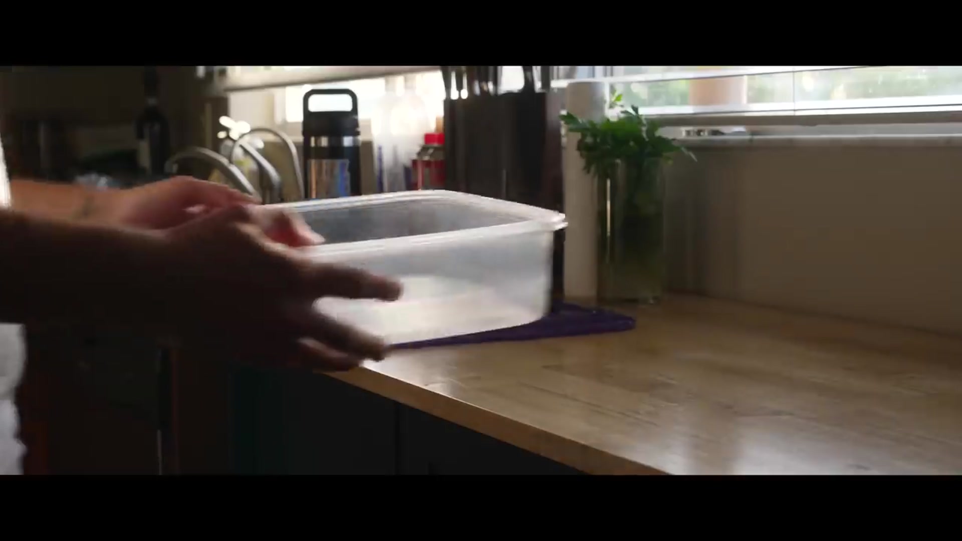 Video thumbnail for Neapolitan Pan Pizza (Nel Ruoto)(720P HD)