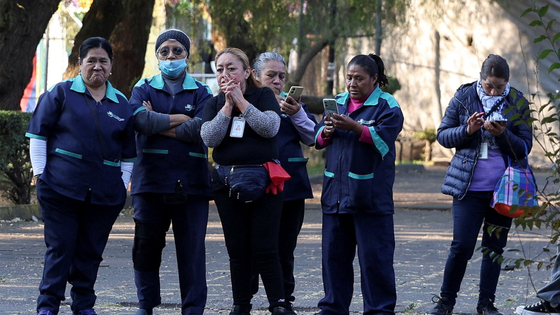 Video thumbnail for Deadly earthquake rattles southern and central Mexico