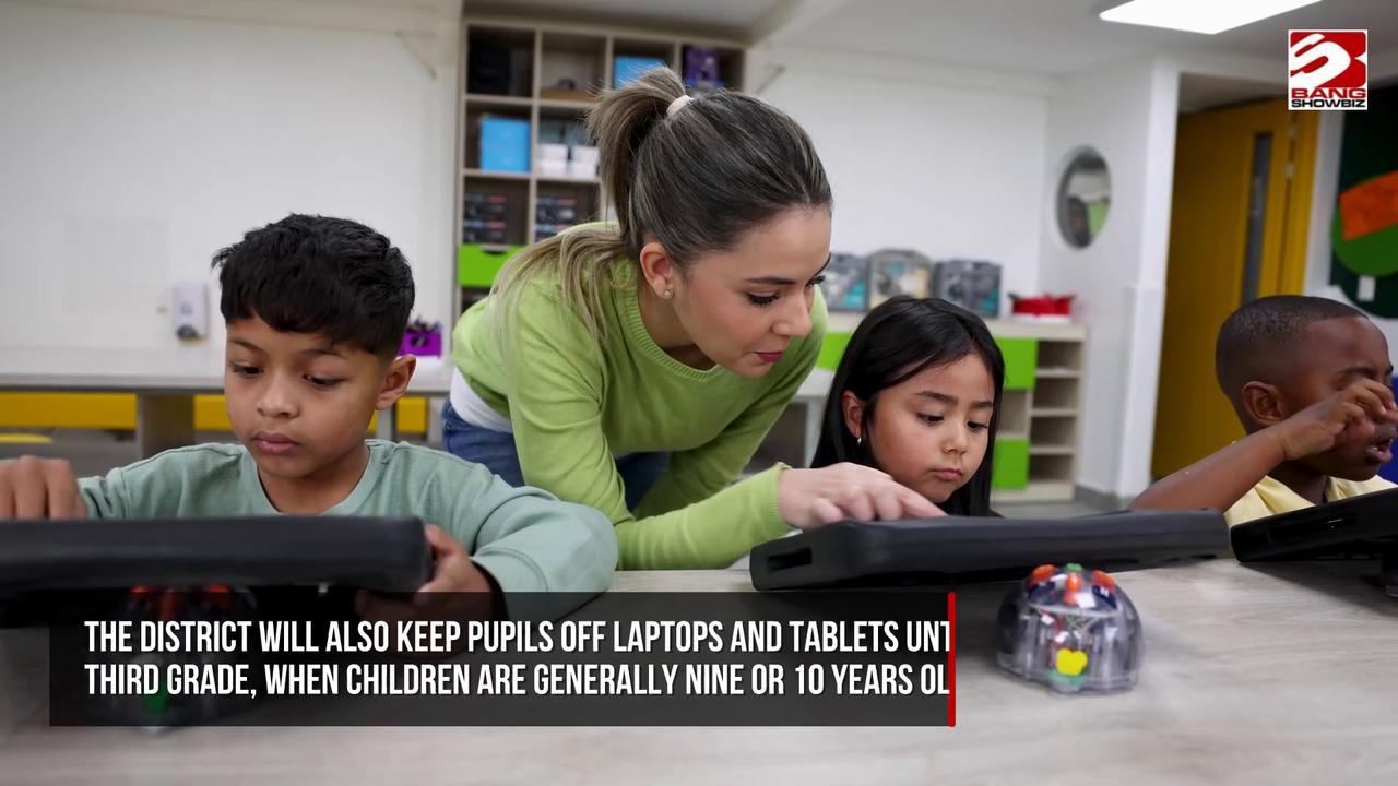 Video thumbnail for New York City to ban students from using artificial intelligence until high school