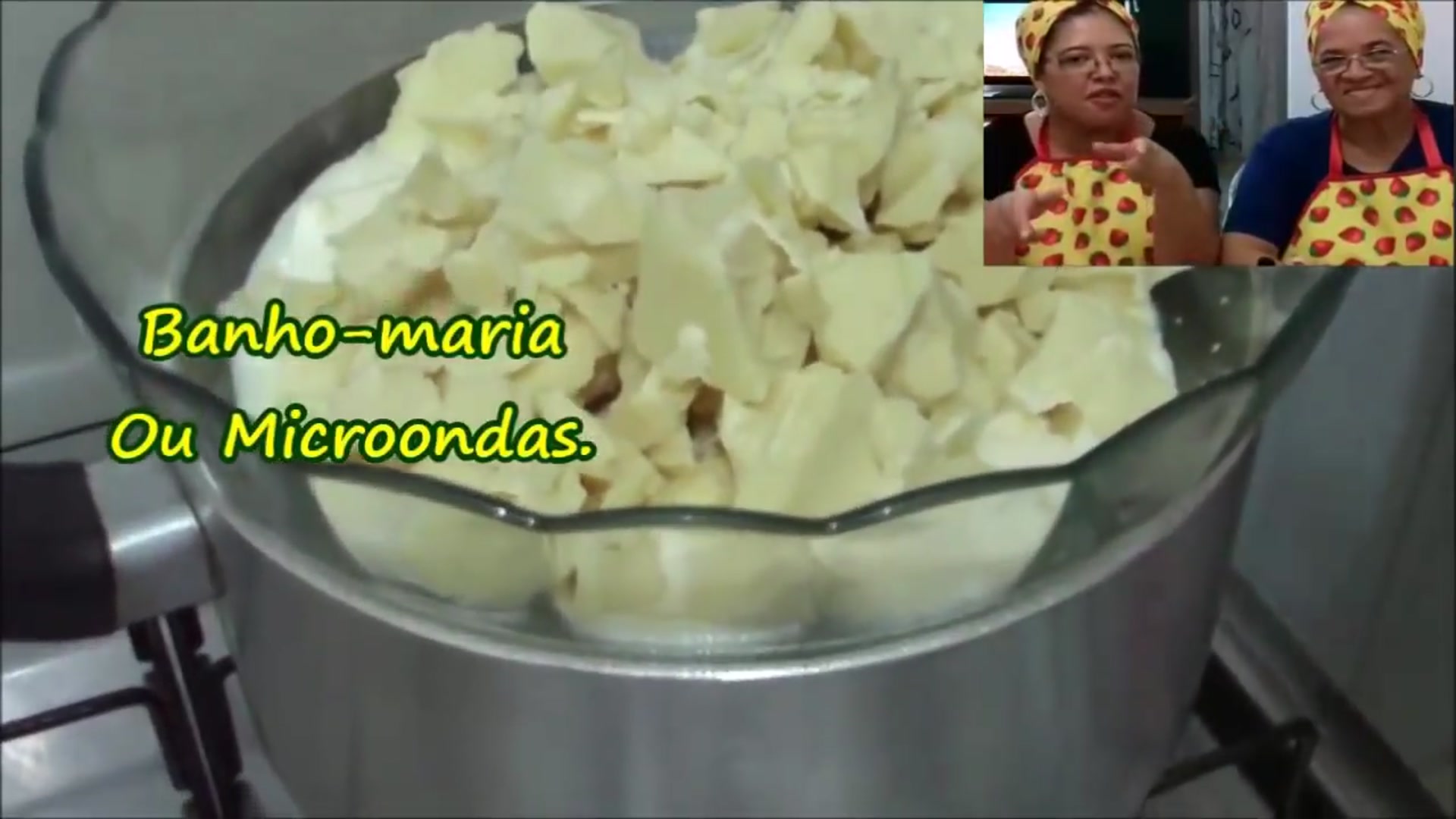 'Video thumbnail for TORTA GELADA DE CHOCOLATE COM PÊSSEGO'