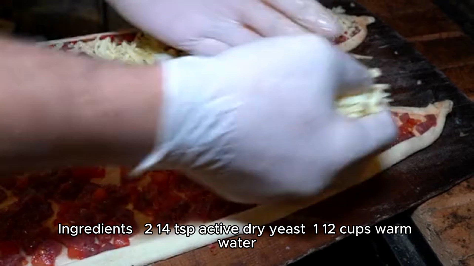 Video thumbnail for Deep dish pizza