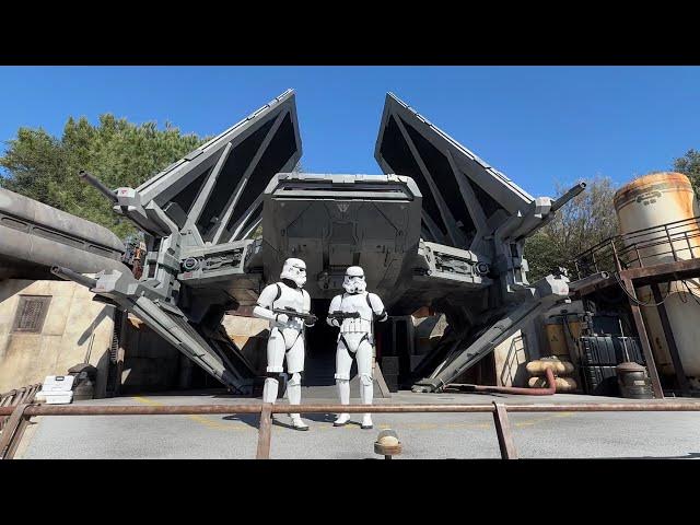 Video thumbnail for Darth Vader in Star Wars Galaxy's Edge at Disneyland 🌠 #disneyland #disney #starwars #darthvader