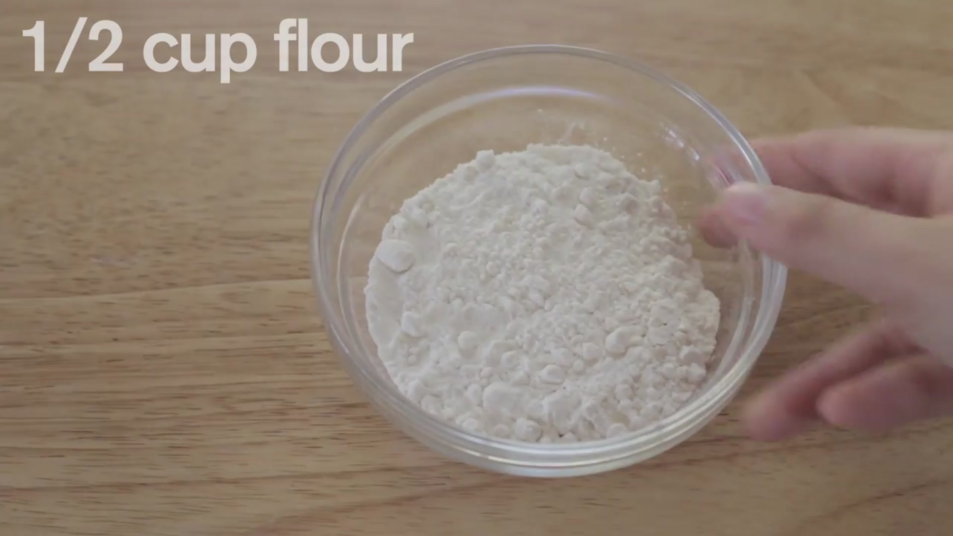 Video thumbnail for How to Make Matcha (Green Tea) Swirl Shortbread Cookies(720P HD)