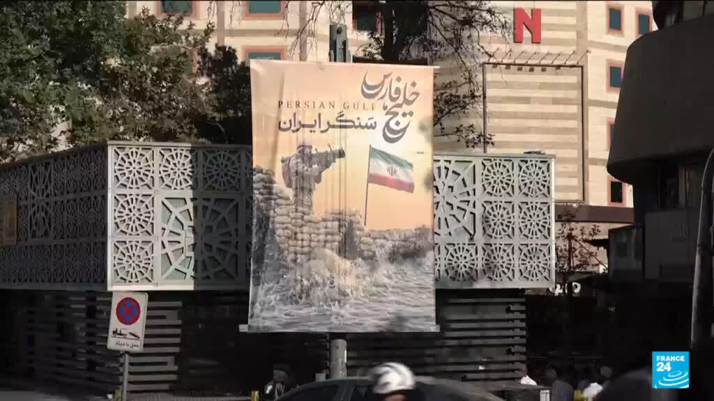 Video thumbnail for US, Iran exchange new strikes