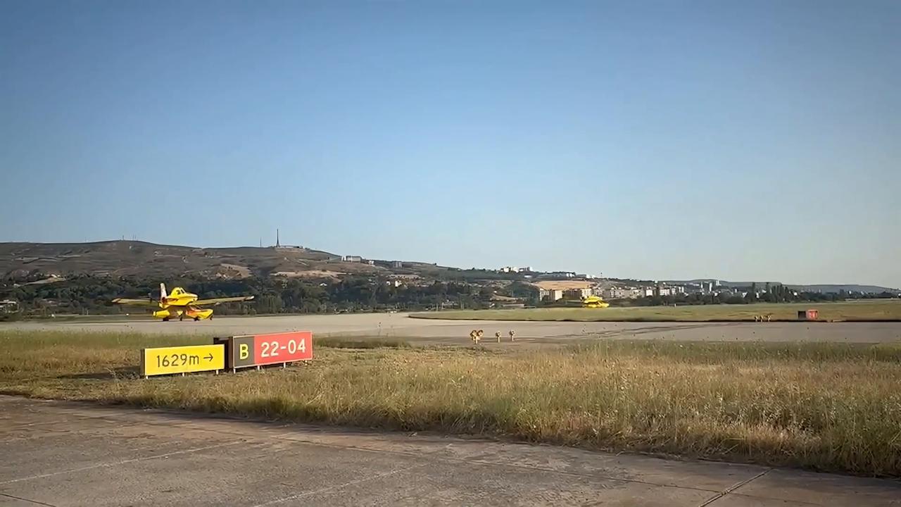 Video thumbnail for Türkiye: Türkiye sends 2 firefighting aircraft to France after support request.