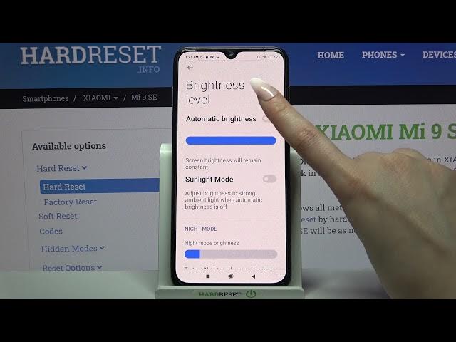Video thumbnail for How to Manage Auto Brightness on XIAOMI Mi 9 SE