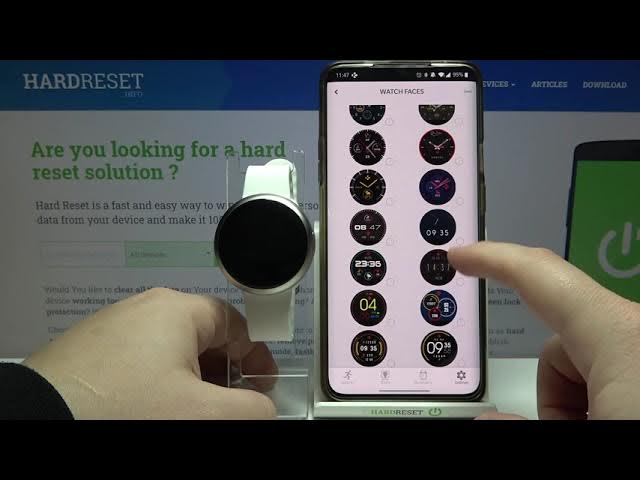 Video thumbnail for How to Change Watch Face in MYKRONOZ ZeRound 2 – Refresh Home Screen Look