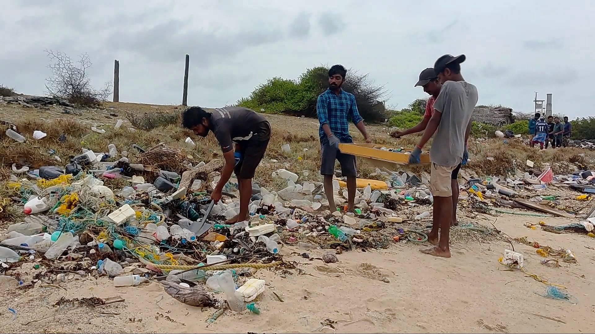 'Video thumbnail for Sri Lanka faces new ecological crisis as MSC Elsa 3 debris spreads'