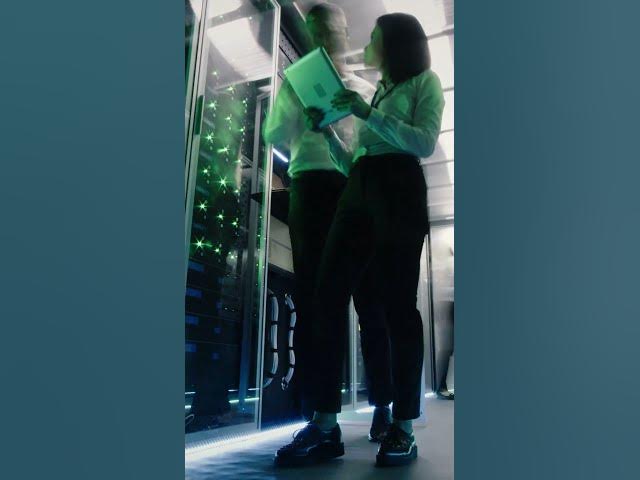 'Video thumbnail for ¿Qué es un centro de datos y por qué es vital para las empresas modernas?'