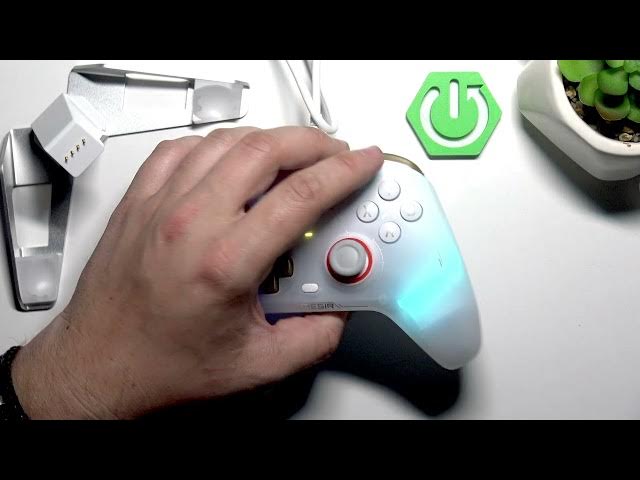 Video thumbnail for GameSir Cyclone 2 – How to Change Trigger Mode