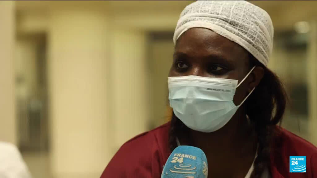 Video thumbnail for Ghanaians repatriated from South Africa after anti-immigrant protests