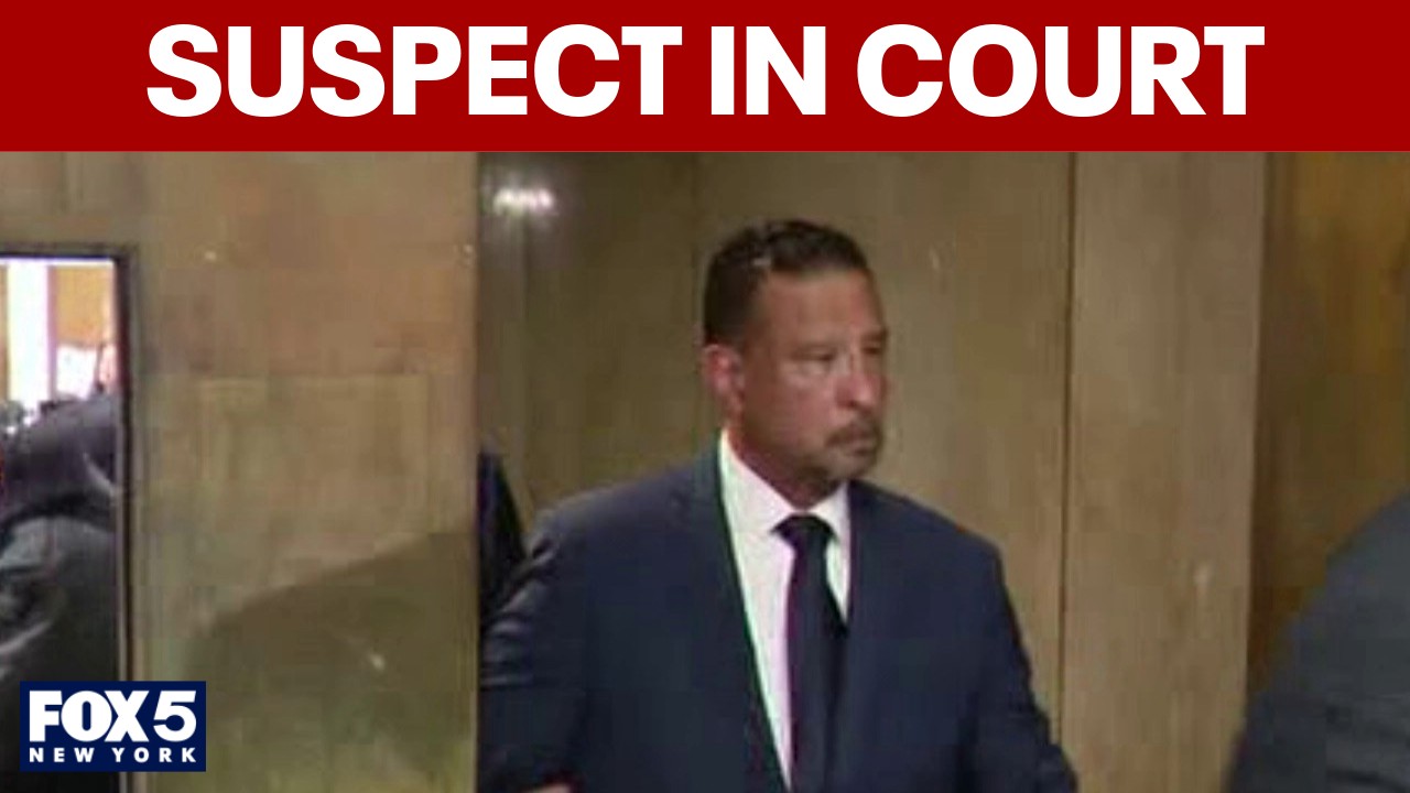 Video thumbnail for First look at GWB shooting suspect Victor Romero in court
