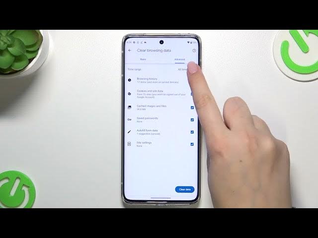 Video thumbnail for How to Clear Browser on MOTOROLA Edge 30 Fusion - Clear Search History