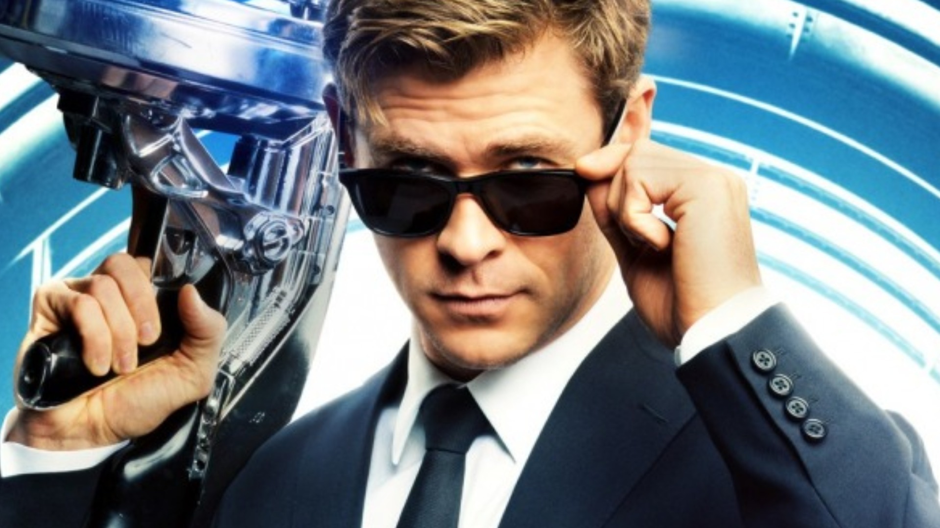 Video thumbnail for Small Details You Missed In Men In Black: International