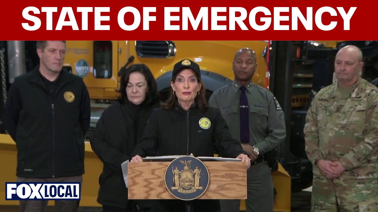 Video thumbnail for NYC blizzard: Hochul declares state of emergency