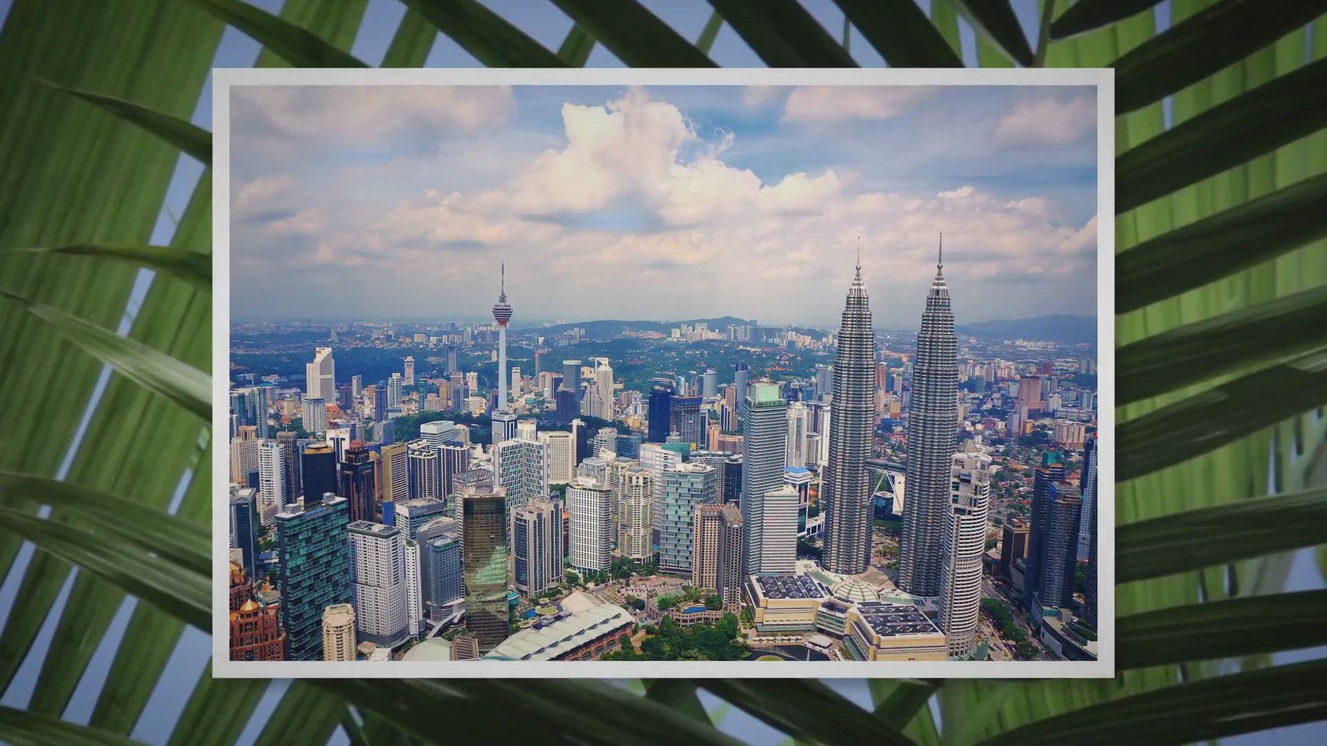 Video thumbnail for 3 Beautiful Places For A Weekend Trip in Malaysia That We Love!