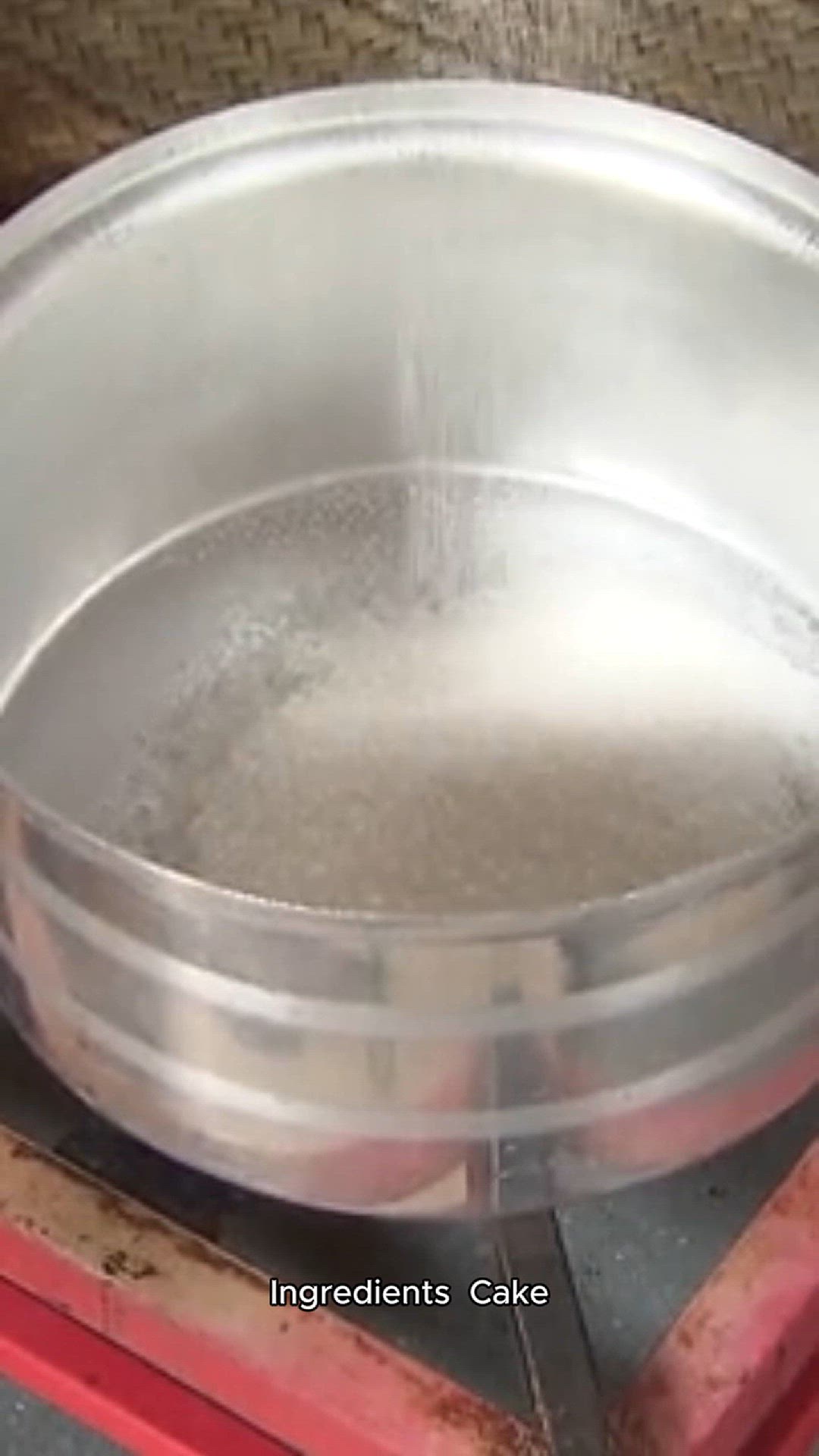 Video thumbnail for tres leches recipe