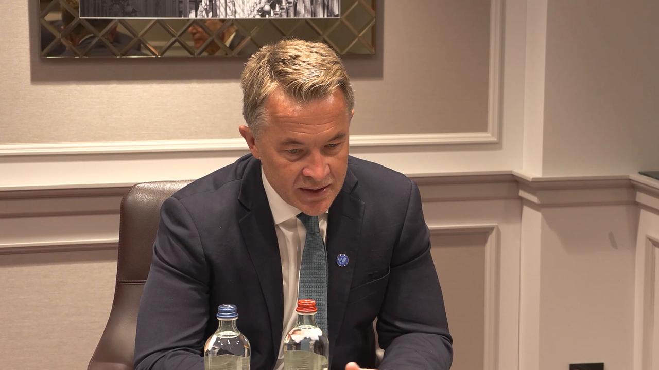 Video thumbnail for Belgium: Palestinian PM Mustafa meets Norwegian deputy foreign minister in Brussels.