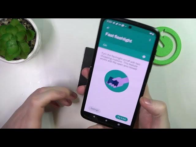 Video thumbnail for Motorola Razr 2022 - All Gestures & Motions Available