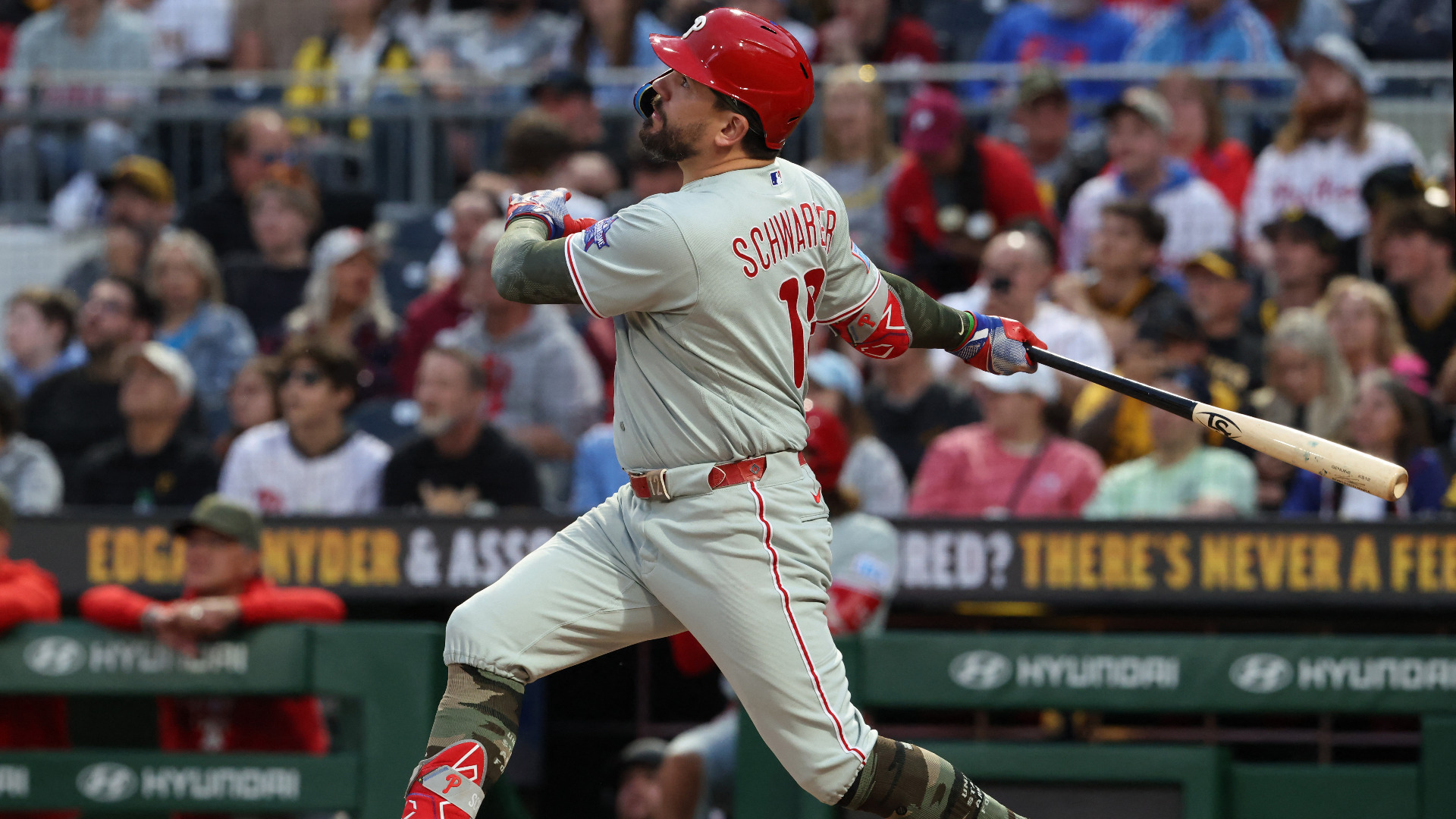 Video thumbnail for Phillies' Revival: Schwarber Shines as Mattingly Stabilizes Team
