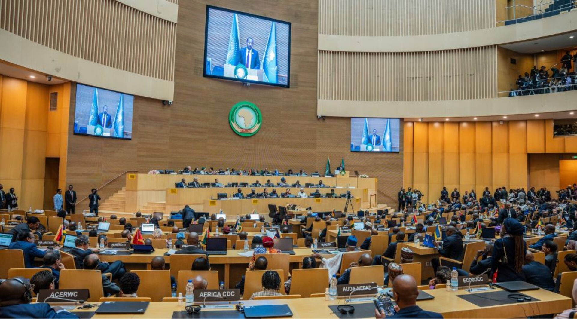 Video thumbnail for AU summit ends with big promises as young Africans decry lack of real change