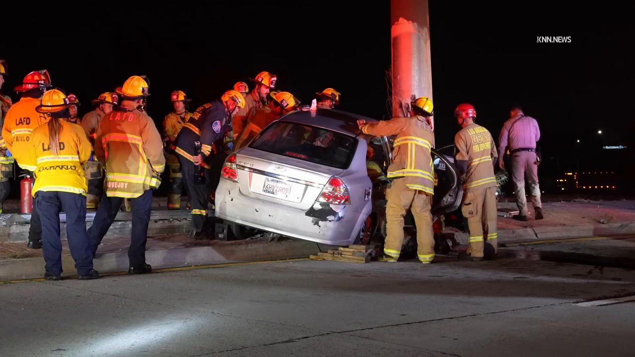 Video thumbnail for US, Los Angeles: North Hollywood Driver Dies in Single-Vehicle Collision.