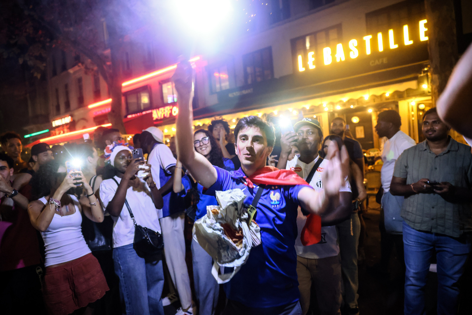 Video thumbnail for Paris celebrates as France secures World Cup semi-final spot
