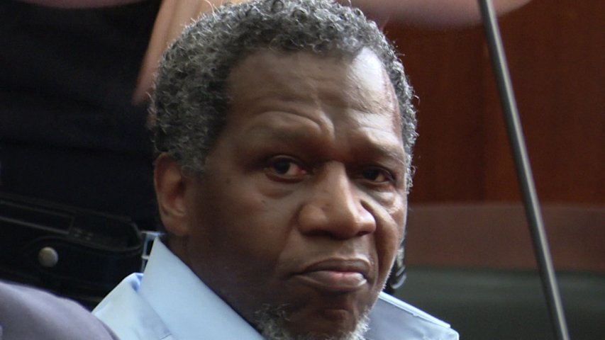 Video thumbnail for Roosevelt man sentenced 25 to life for murder behind Chuck E. Cheese