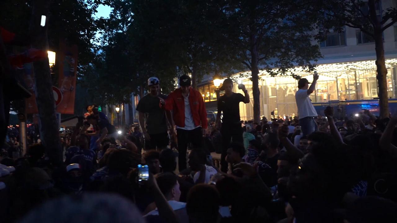 Video thumbnail for France: PSG Victory Celebration Champions League Paris.