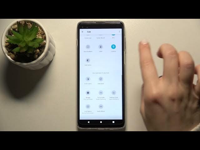 Video thumbnail for How to Personalize Notification Panel in MOTOROLA Moto G100 – Customize Shortcuts