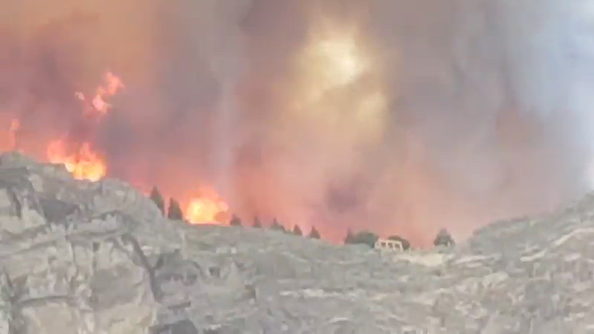 'Video thumbnail for Waldbrand Valleseco August2019 Video 1'