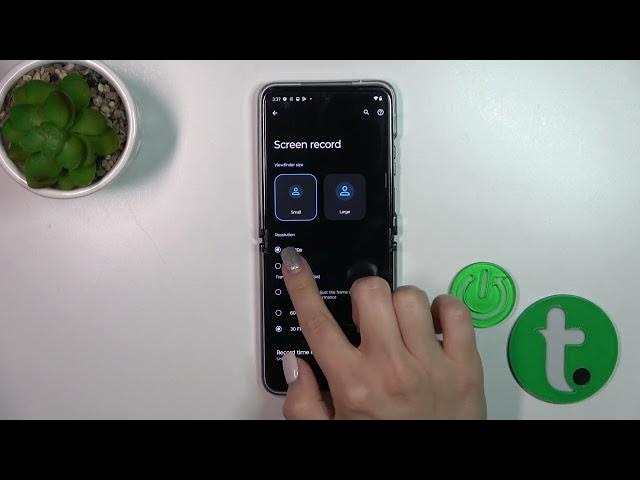 Video thumbnail for How to Manage the Screen Recorder Image Quality on a MOTOROLA Razr 40 Ultra