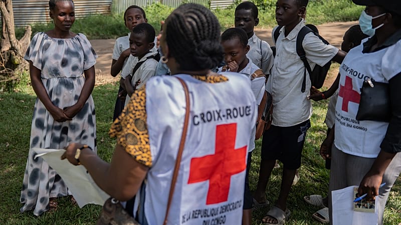 Video thumbnail for Red Cross volunteers under attack as Ebola Outbreak deepens in DR Congo