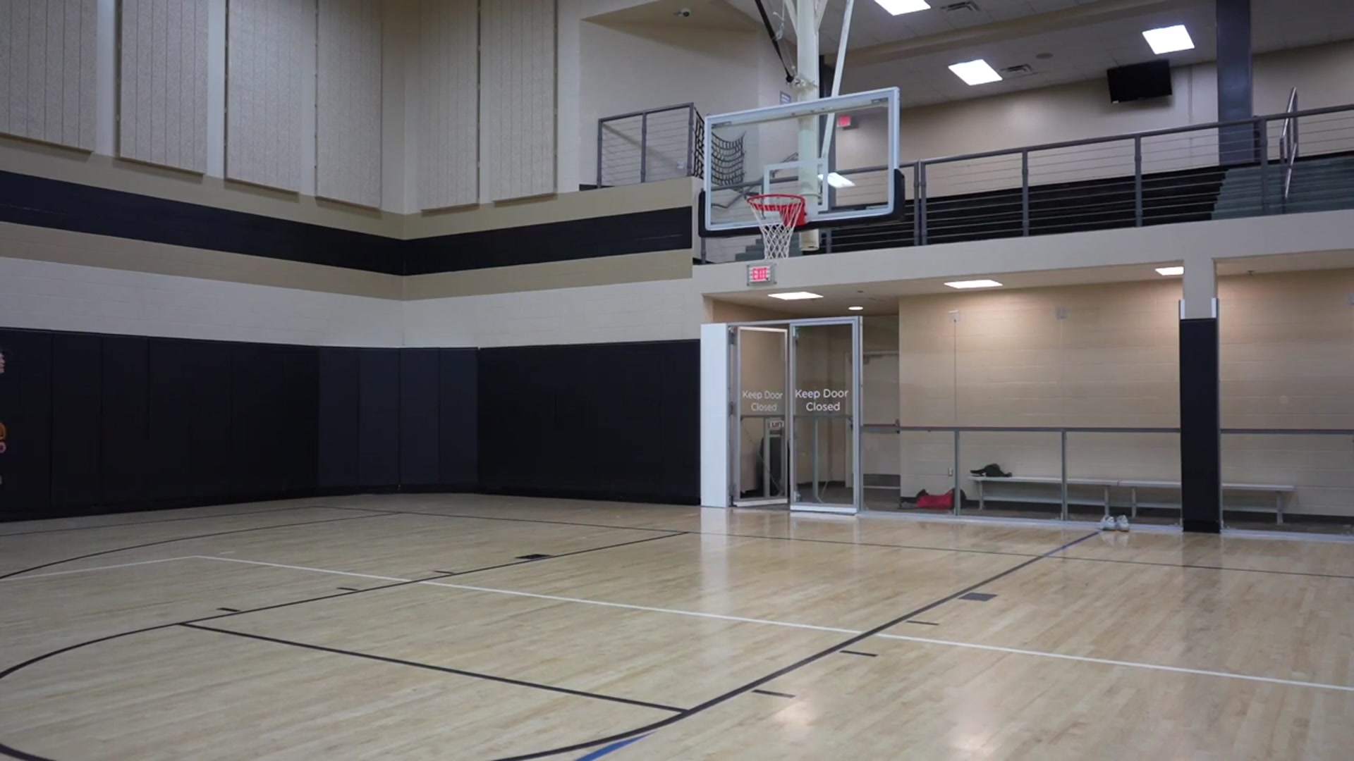 'Video thumbnail for 6'2 Isaiah Rivera and 6'0 John Evans Dunk Session: Rim Height 9'11.25"'