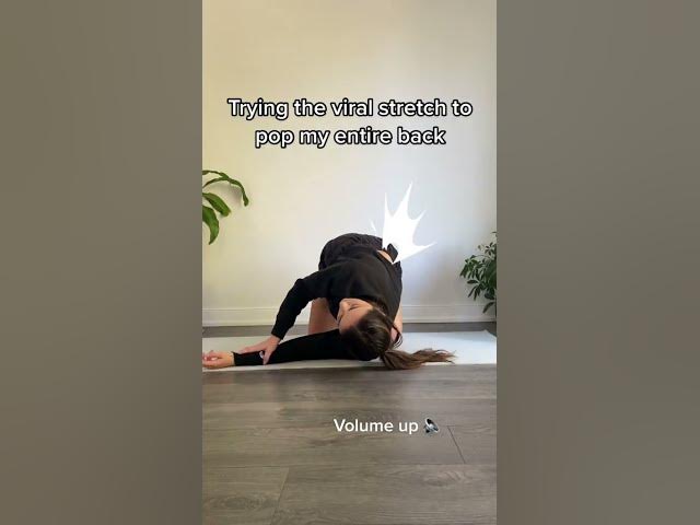 Video thumbnail for Viral Stretch Pop your back. #StretchItOut #BackCrack