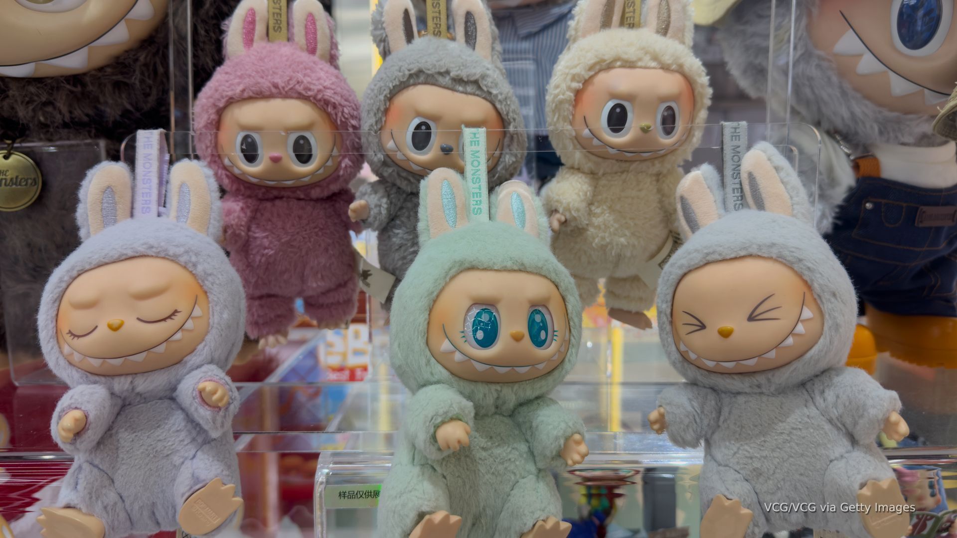 Video thumbnail for Labubu dolls are the internet's new obsession and resellers are cashing in