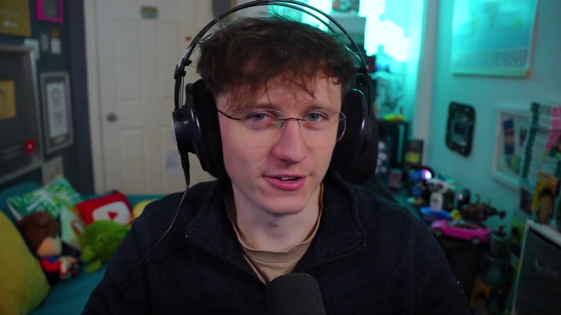 Video thumbnail for Geoguessr 1v1 BUT Zi8gzag Has To Click The Top of The Country