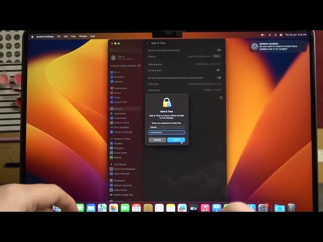 Video thumbnail for How To Manually Change Time Zone On Macbook Air M2 2023