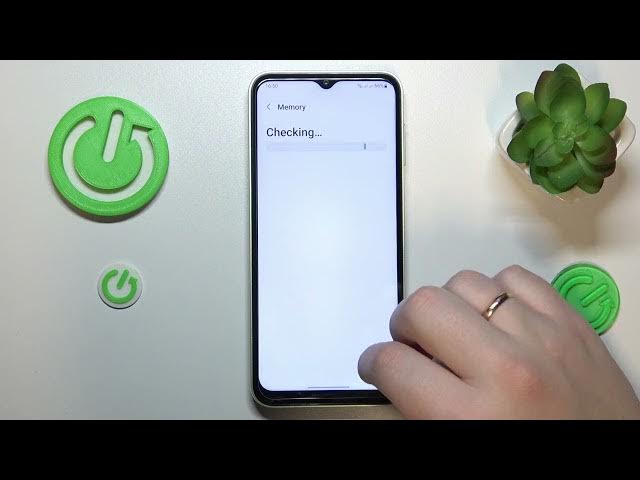 Video thumbnail for How to Extend RAM Memory on Your Samsung Galaxy A14 / RAM Management