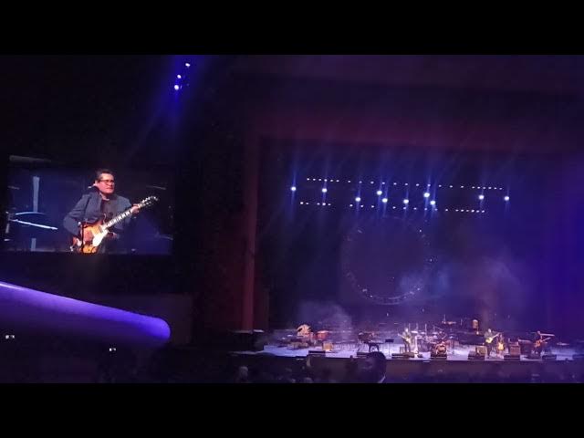 Video thumbnail for Don't let me down. Auditorio Nacional. grupo London Town.
