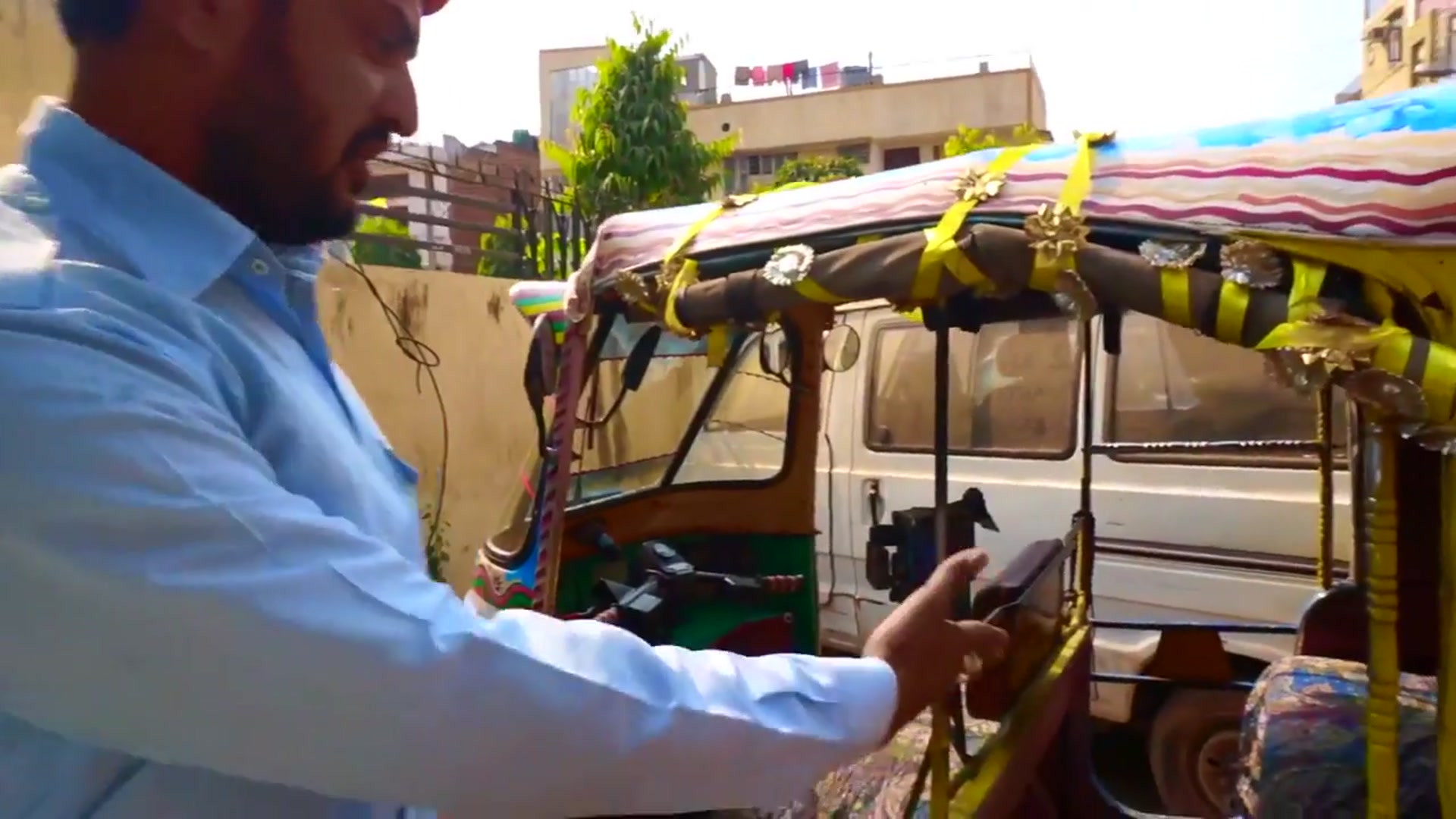 'Video thumbnail for DRIVING a TUK-TUK in INDIA'