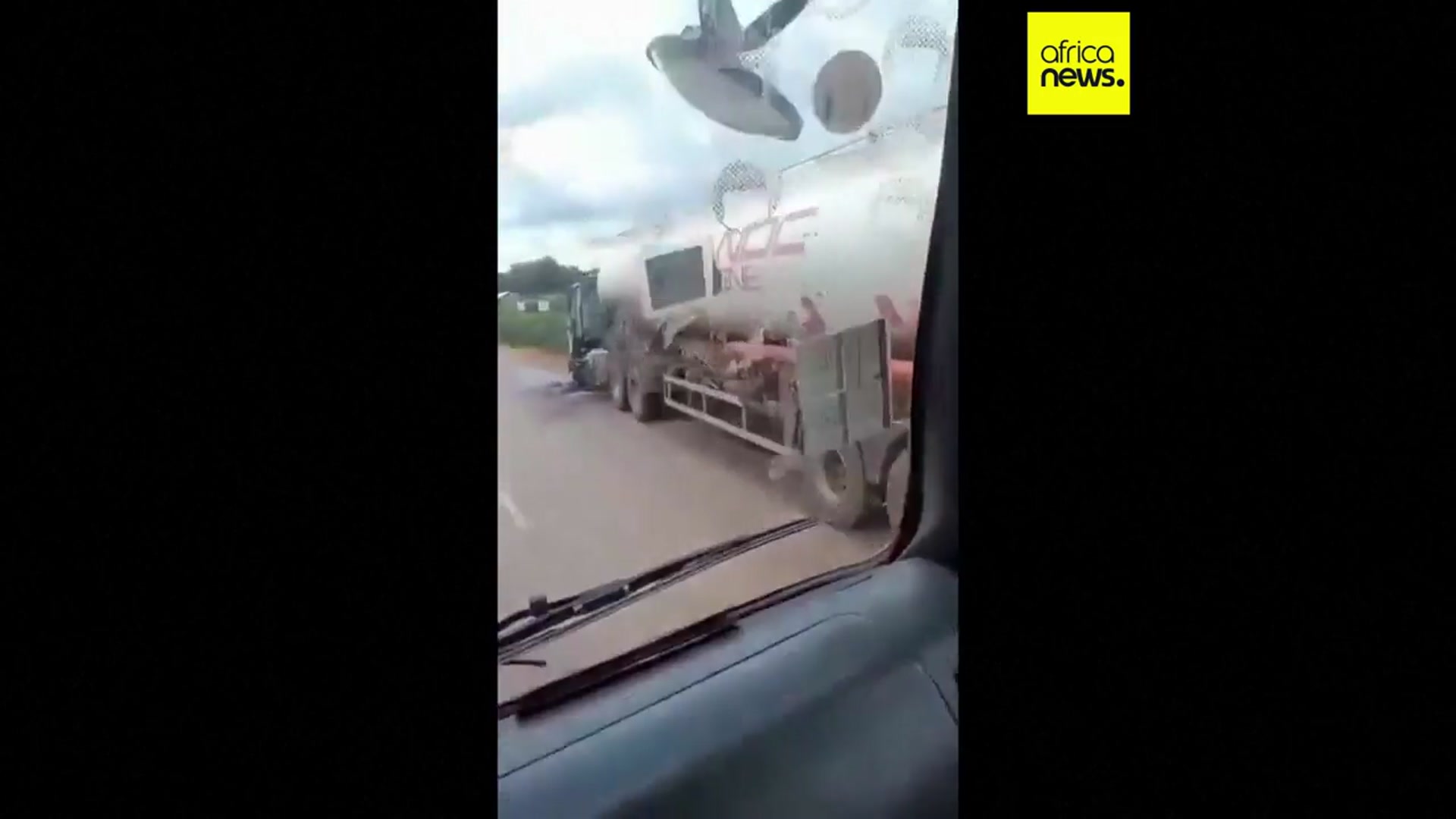'Video thumbnail for Mali's army acts to secure strategic trade routes after attempted jihadist blockade'