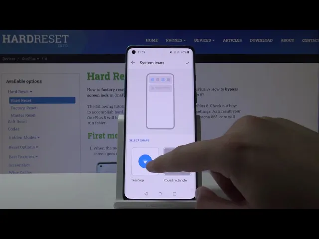 Video thumbnail for OnePlus 8 and Display Features - Change Icon Shape