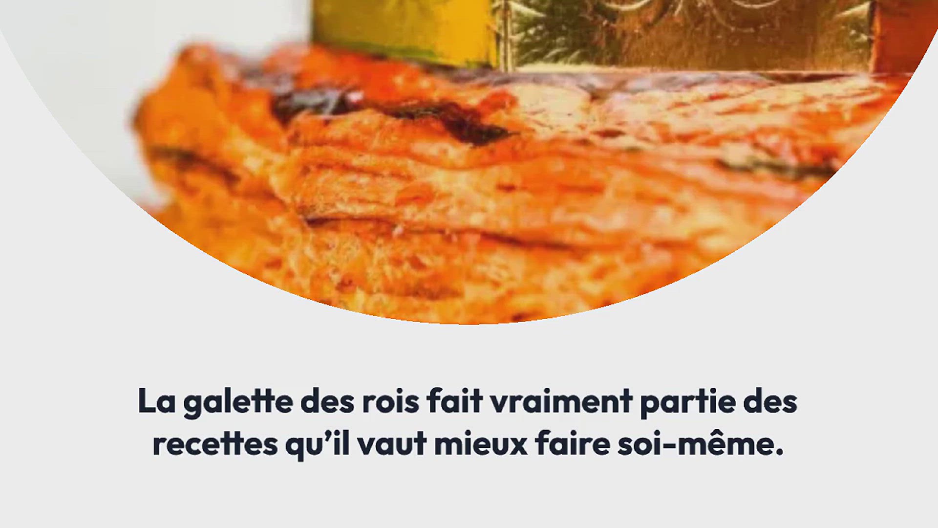 Video thumbnail for Galette des rois frangipane de Cyril Lignac (version facile)