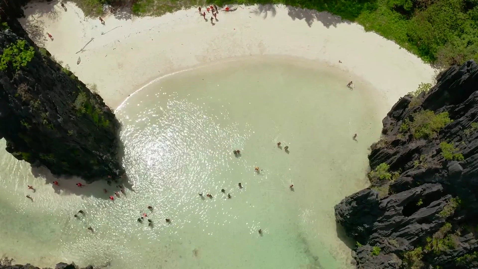 Video thumbnail for Exploring the Beauty of the Philippines Top Destinations and Tips