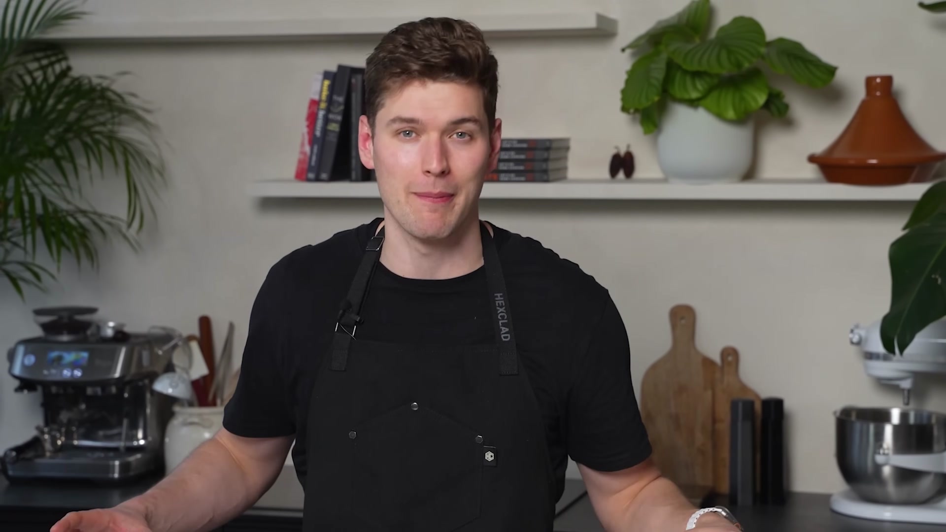 Video thumbnail for The Best Pancakes You'll Ever Make (2160p 25fps AV1 128kbit AAC English)