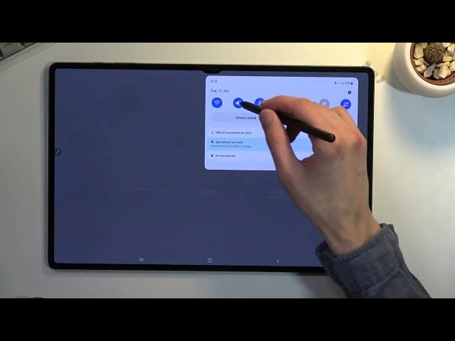 Video thumbnail for How to Create Portable Hotspot on SAMSUNG Galaxy Tab S8 Ultra - Set Up Mobile Hotspot