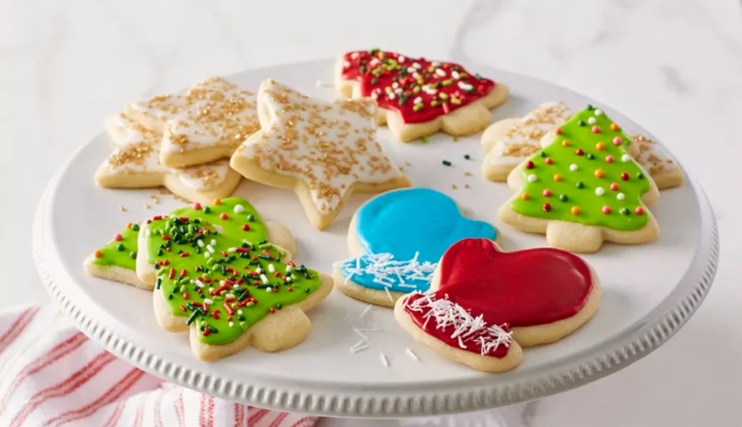 'Video thumbnail for Classic Christmas Sugar Cookie Cutouts Recipe '