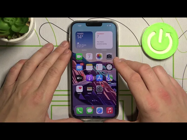 Video thumbnail for Does iPhone 13 Pro Max Have Headphones Jack?