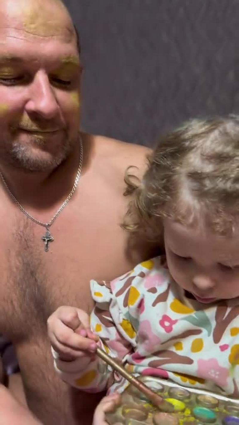 Video thumbnail for Toddler Makeup Session on Patient Dad